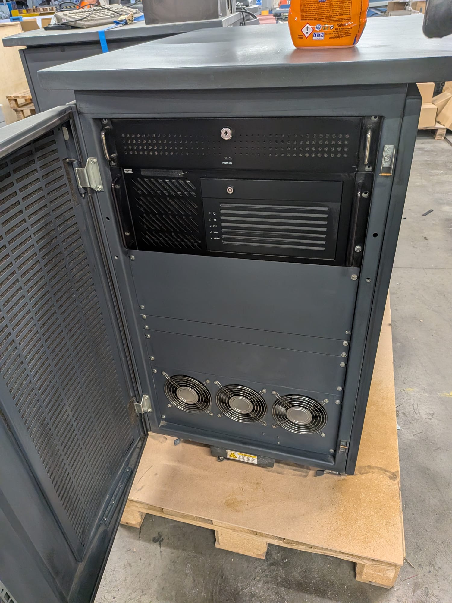 9-inch CD132 Datastation and CS410 Controller