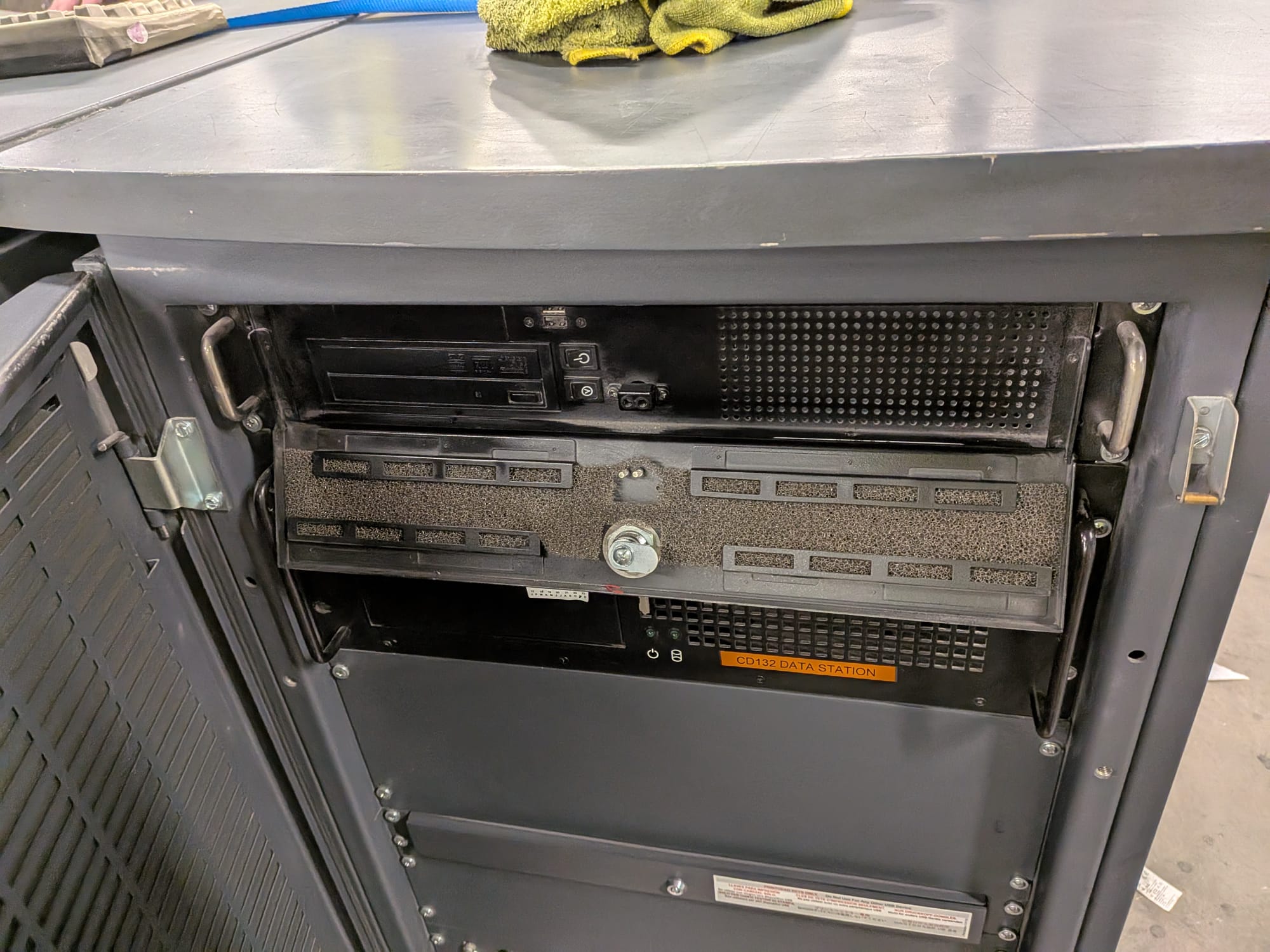 9-inch CD132 Datastation and 410 controller Block II